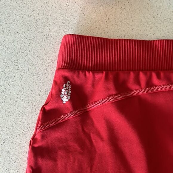 NWOT Free people Movement Mid Rise Move On Micro Red Shorts Activewear Nylon - Picture 6 of 14
